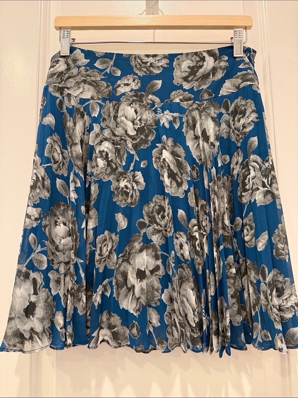 LOFT Teal Blue Floral Circle Skirt